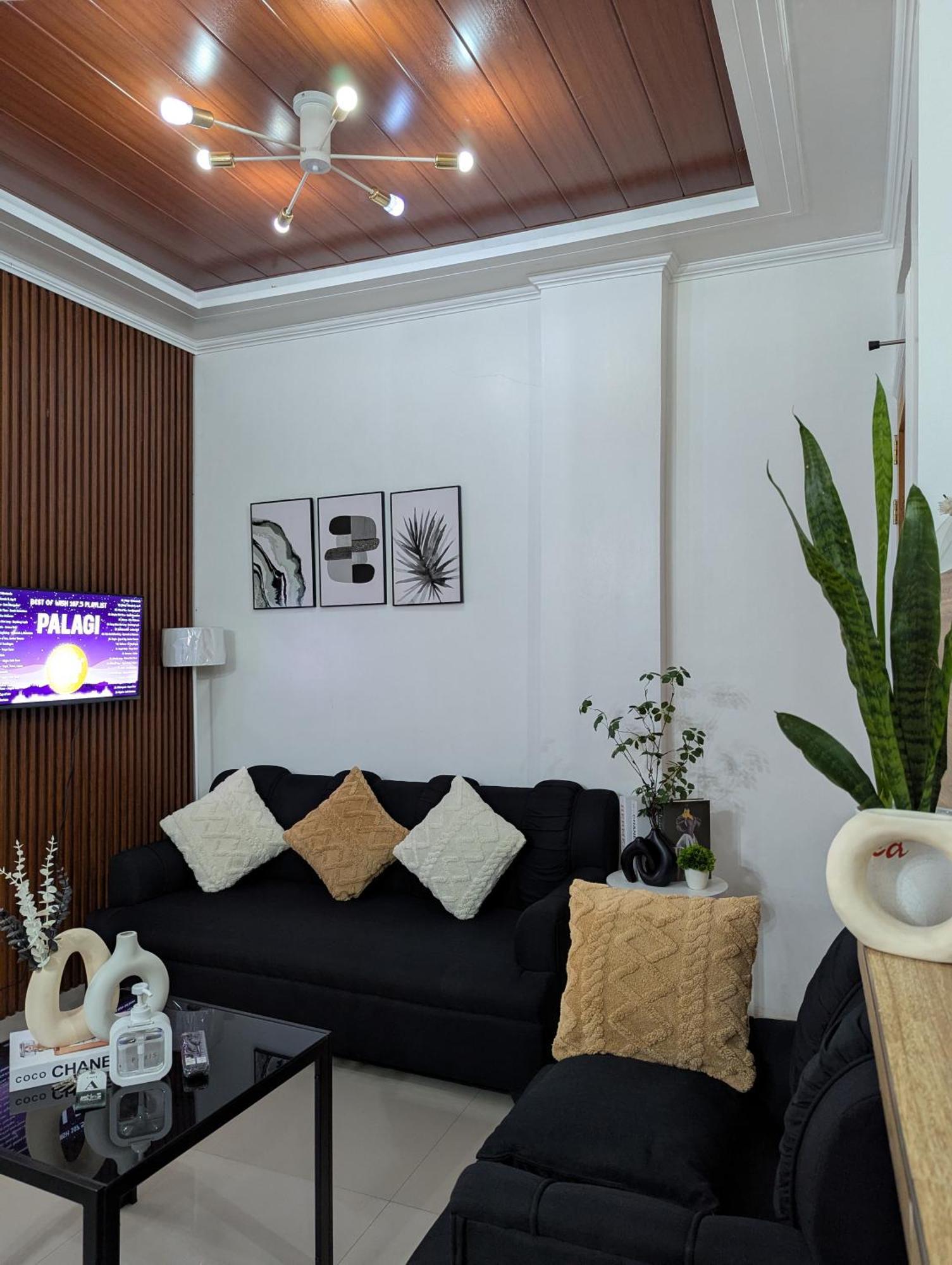 Emiliez Place Baguio City Bilik gambar